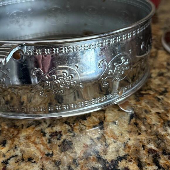 Red Round Ceramic Casserole Baking Dish w/Lid In Stainless Steel w/Handles USA - Picture 15 of 16